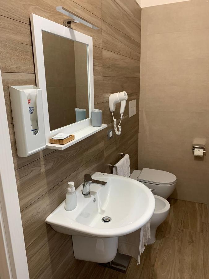B&B Piano Romano -Con Parcheggio Privato Gratuito- Foggia Exterior foto